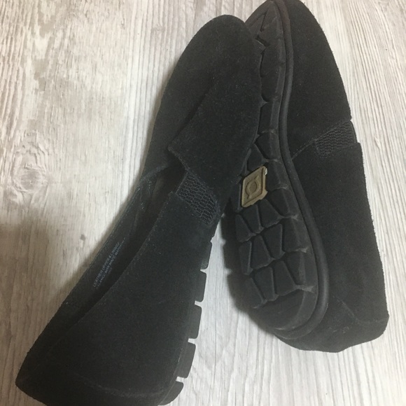 Born Sebra Black suede flats moccasins - read description - Picture 3 of 4
